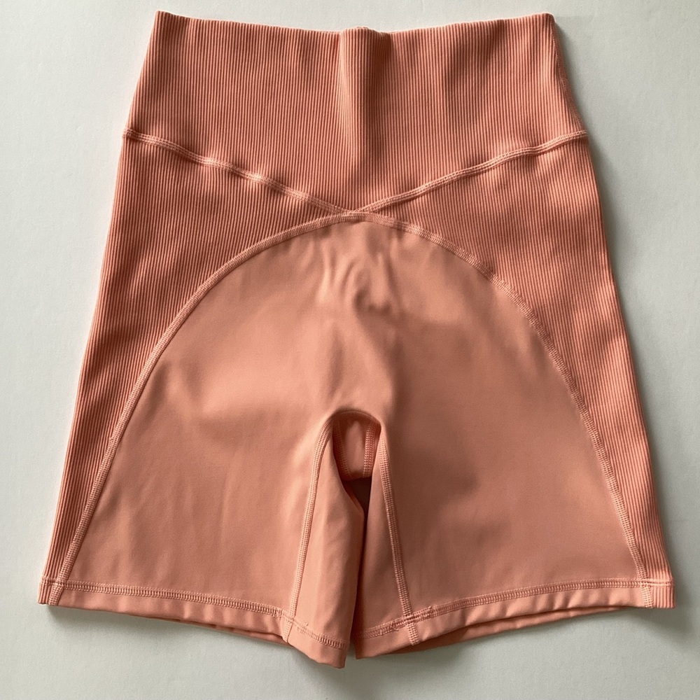 aerie Offline Peach/Salmon Hi-Rise Bike Shorts Size Large